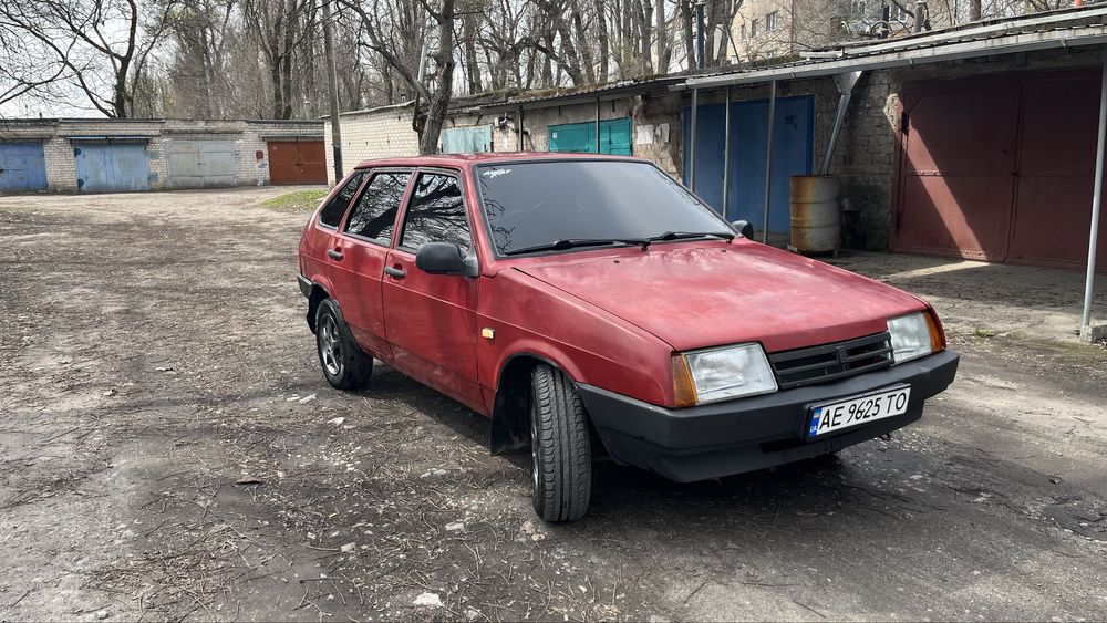 Продам ваз 2109.