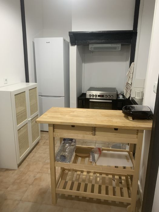 Aluga-se quarto a estudante em coimbra