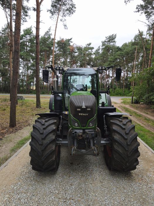 Ciagnik Fendt 724 Vario  TMS Profi