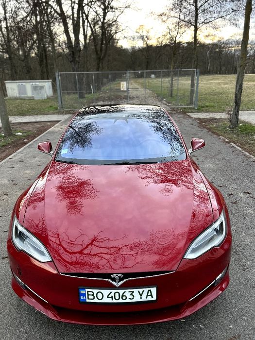 Tesla model s , Тесла модел s