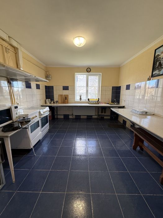 Продаж будинку с. Липники , Мостищина