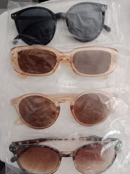 Óculos de Sol novos 2 euros cada