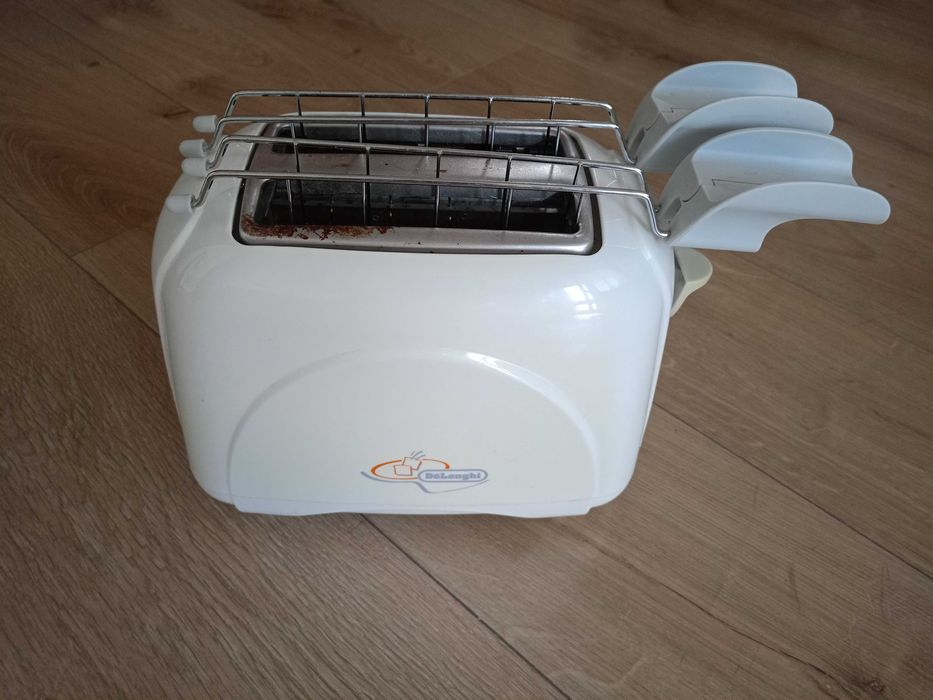 Toster DeLonghi biały