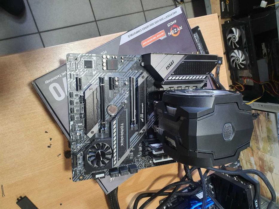 Материнская плата sAM4 MSI x570 tomahawk c Ryzen 5 5600x и кулер.