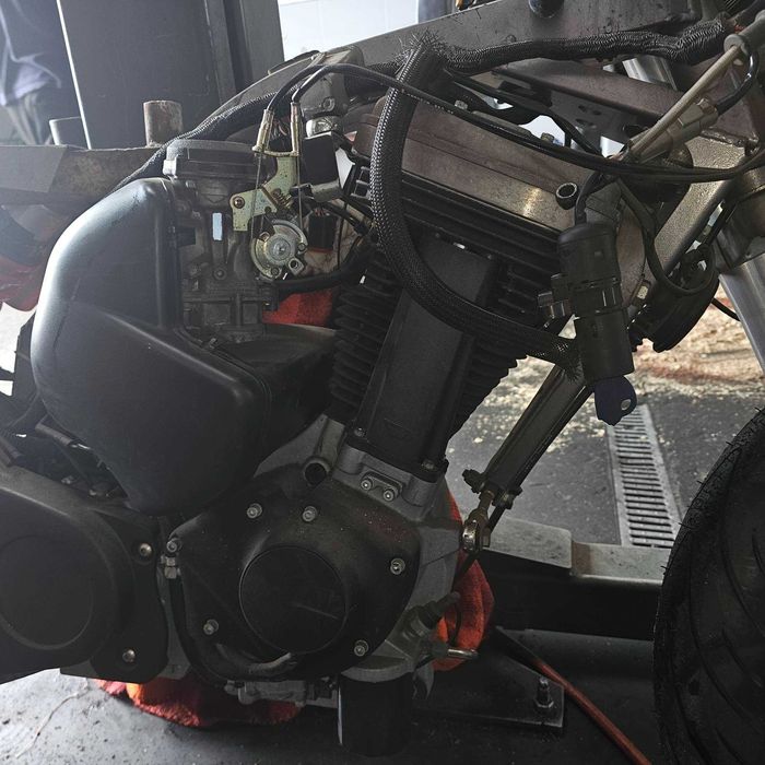 SILNIK Buell Blast 500 MOTOCYKL Przebieg 1400 km 2005