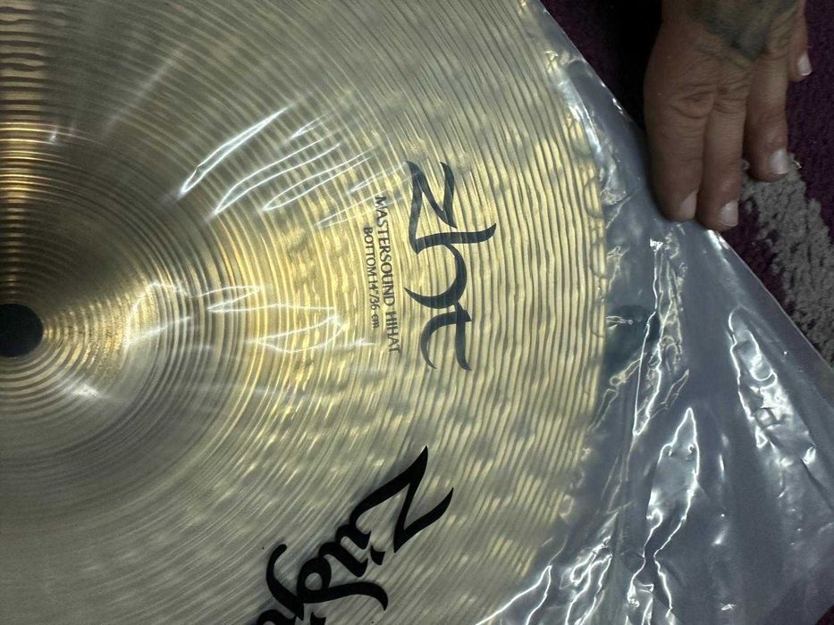 Hi-Hat Zildjian 14 ZBT *NOVO*