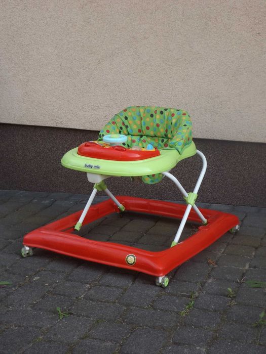 chodzik dla dziecka na baterie grający nauka chodzenia pchacz składany