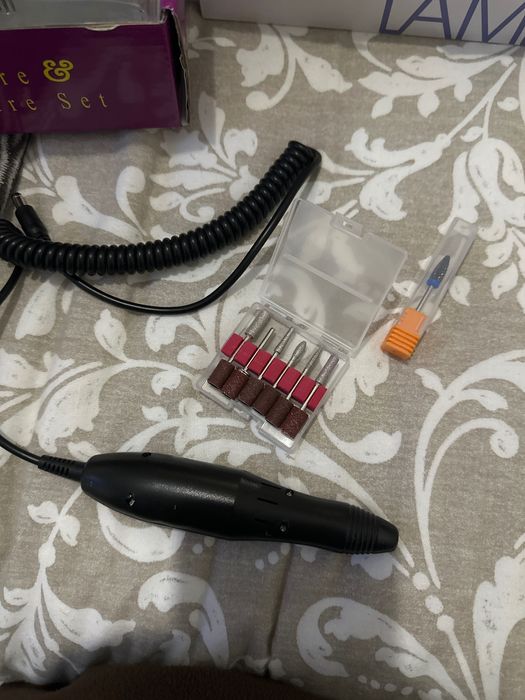 Máquina de manicure e pedicure