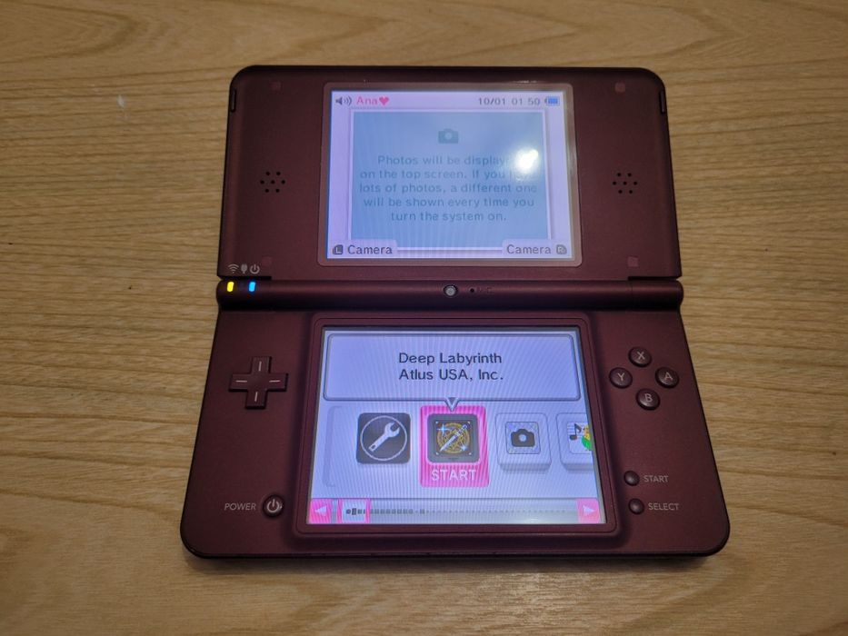 Nintendo DSi XL Vinho