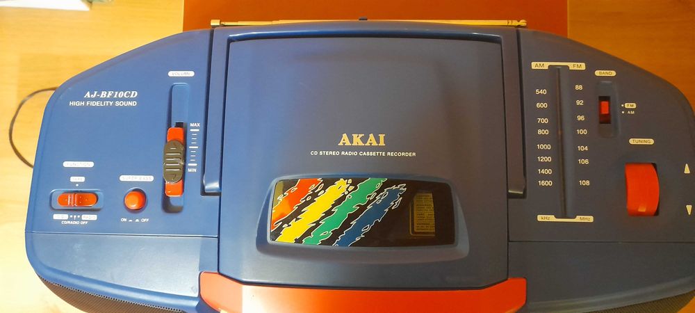 Akai ag-bf10cd магнитола