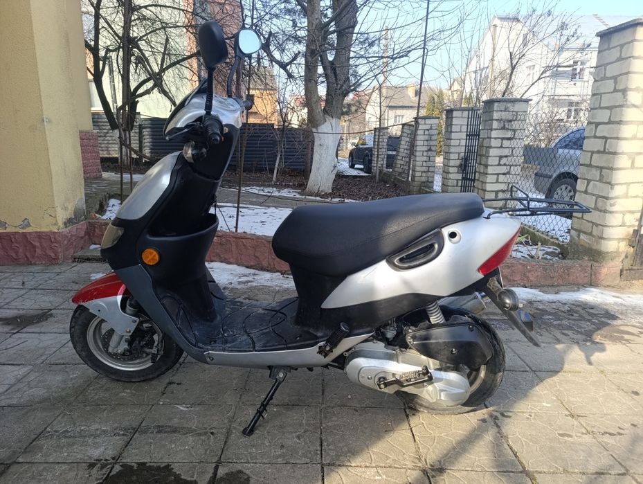 Скутер KEEWAY, на реєстрації