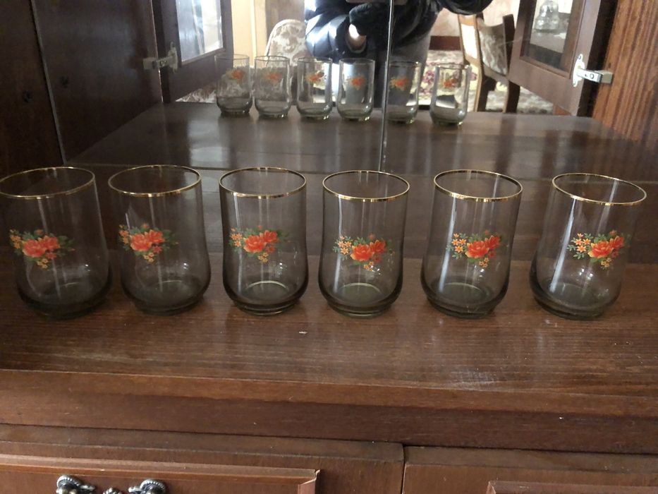Стеклянные стаканы винтажные ссср антиквариат ,набор стаканов