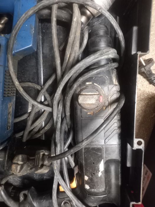 Máquinas de boa qualidade e marca.usadas em bom estado de funcionament