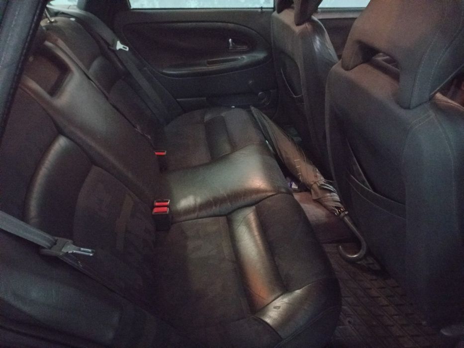 Volvo v40 1.6 de 1997 com 190.000 km's