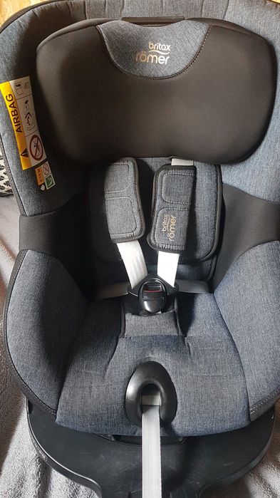 Fotelik Britax Romer Dualfix M i-Size, 61-105 cm, do 18 kg