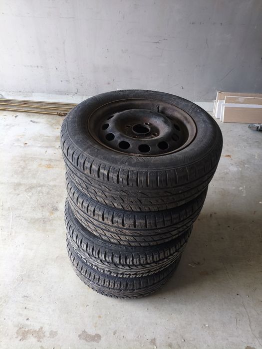 Felgi stalowe z oponami 185/65 R14
