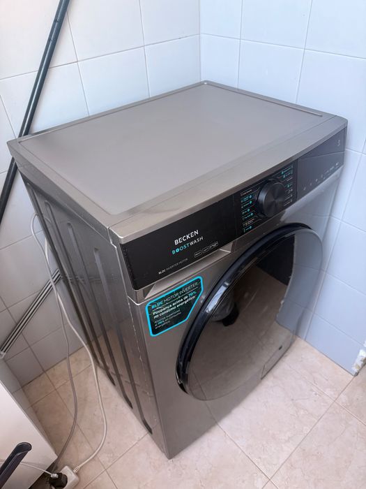 Máquina de lavar roupa BECKEN