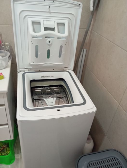 Maquina de lavar becken 8kg como nova 1 ano de uso e tem garantia e fatura