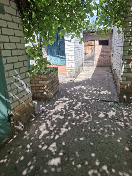 Продам будинок з умовами (тільки продаж)