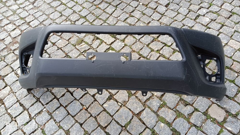 Parachoques Toyota Hilux para choques 2015