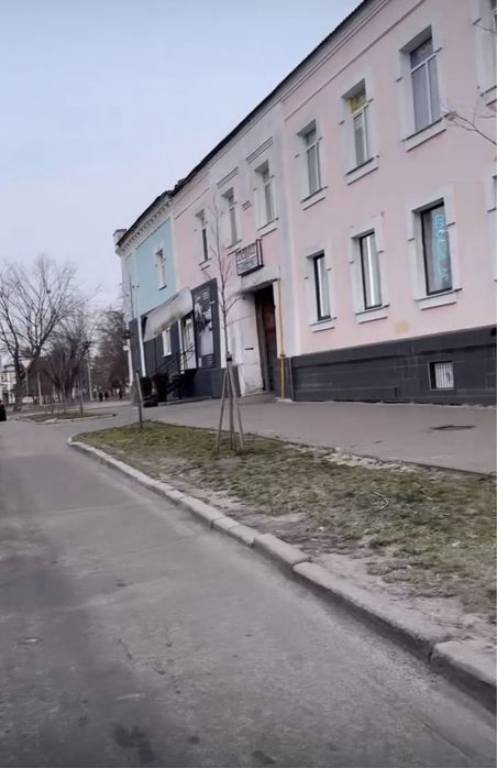 Фасадне приміщення у самому центрі міста