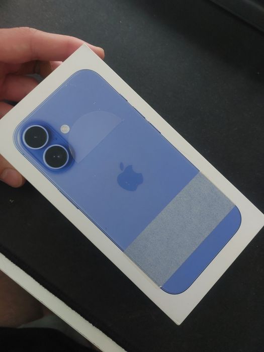 Poekspozycyjny Iphone 16 128gb ultramaryna kondycja baterii 100%