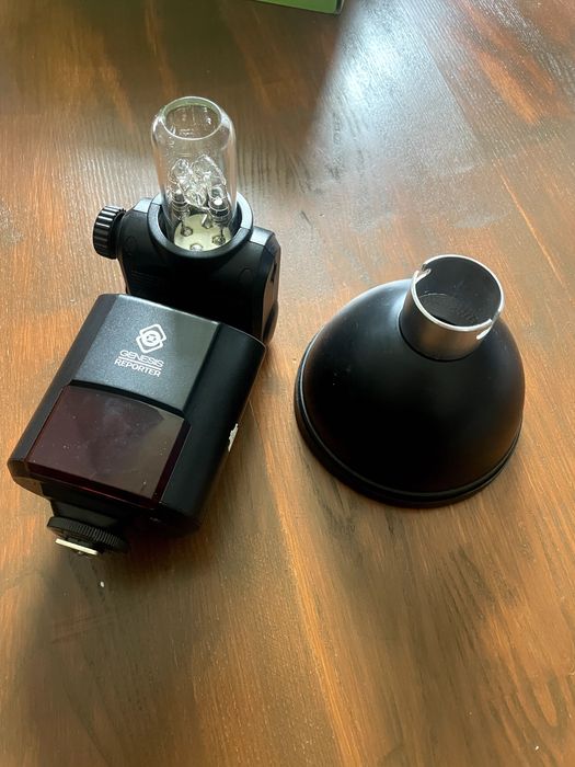 Lampa błyskowa REPORTER 360