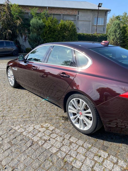 Продається Jaguar XF X260 2.0 бензин AWD