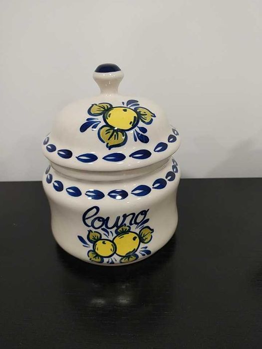 Loiça pintada à mão