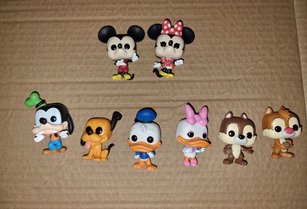 Funko Disney - Minnie Mickey Pateta Pluto Donald Daisy Chip Dale
M