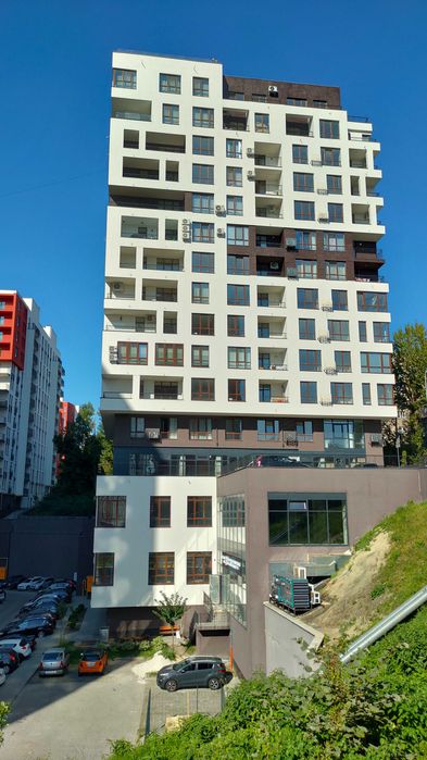 Продаж приміщення 311 м2 , вул.Шевченка,60 (ЖК Семицвіт буд.№18)