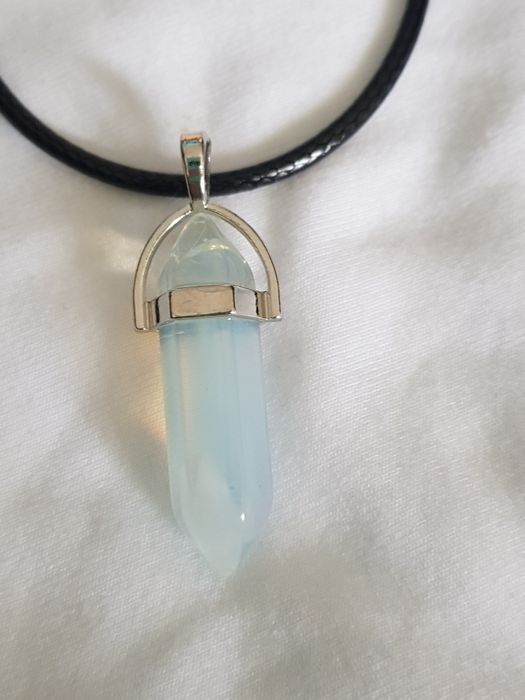 Colar pendente pedra cristal bala * várias pedras