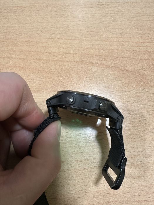 Garmin  Fenix  5.