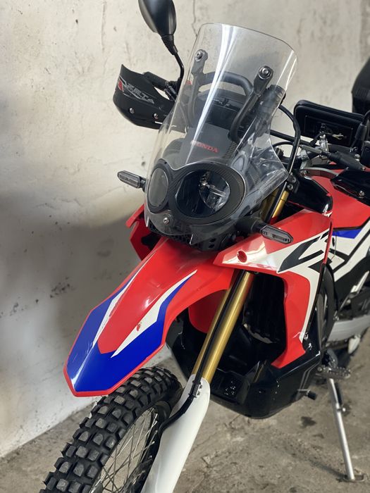 Honda Crf rally мотоцикл з Японіі.