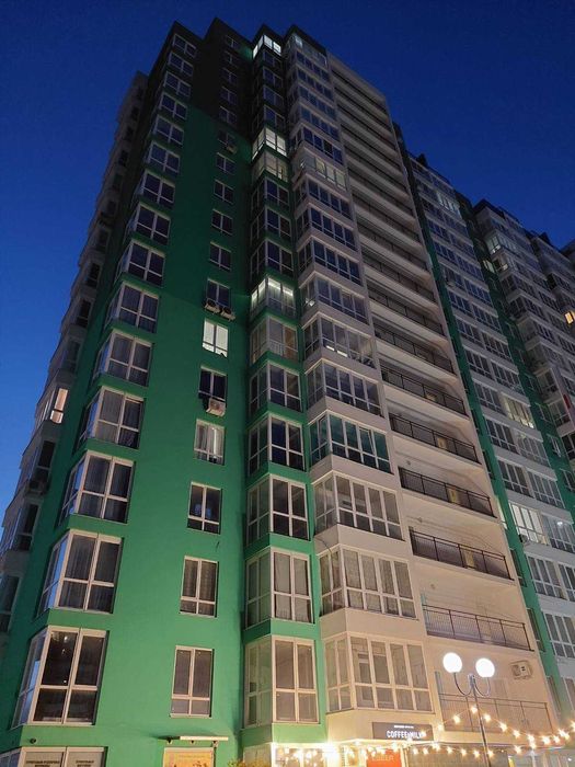 Продаж двокімнатної квартири в ЖК «Акварель 2» у «Перлинному кварталі»