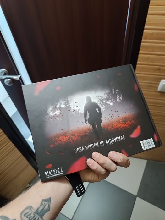 Продам Альманах stalker 2 + 48 карточек