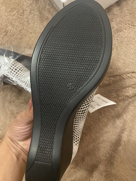 Мокасини шкіряні