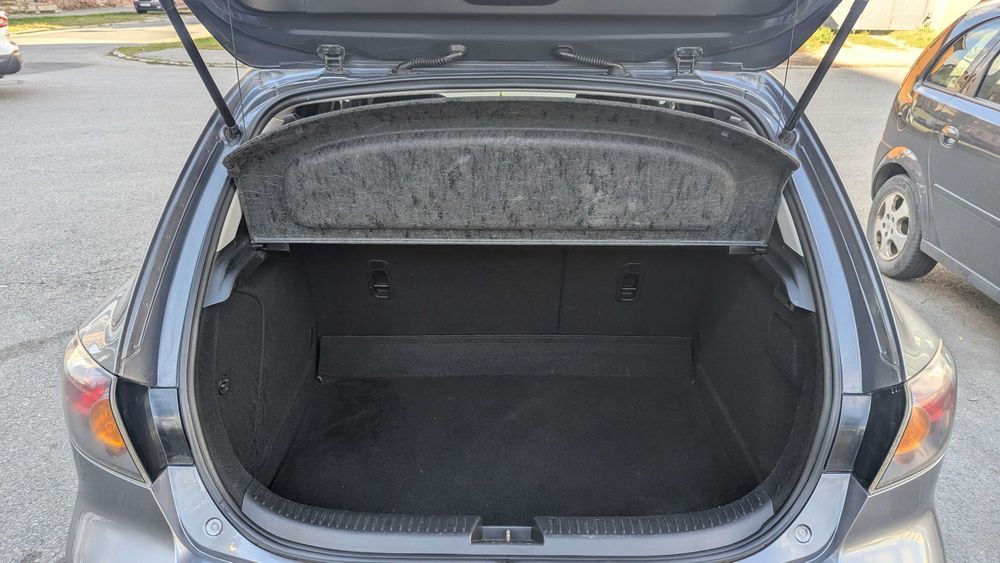 Продам Mazda 3 hatchback 2005 рік