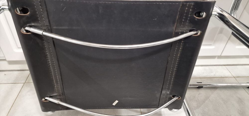 Krzesła w stylu BAUHAUS  Włoskie