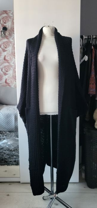 Czarny  kardigan, długi, fason oversize, 44 do 50,