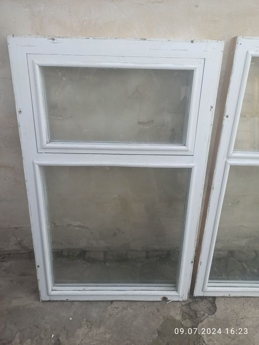 Продам дерев'яні вікна