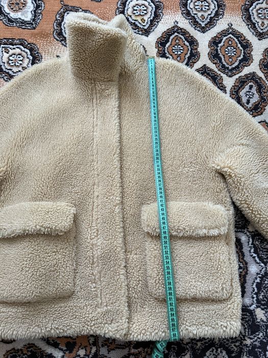 Бежева шубка тедді Zara