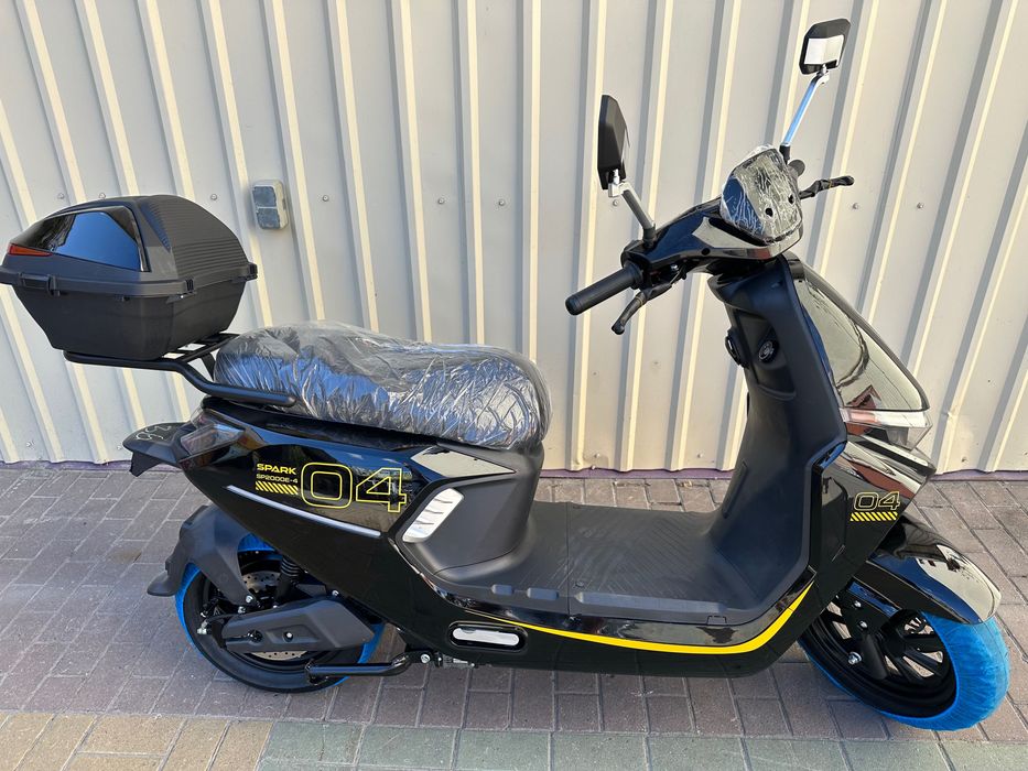 Продам новий електричний скутер “SPARK SP2000E-4 гарантія