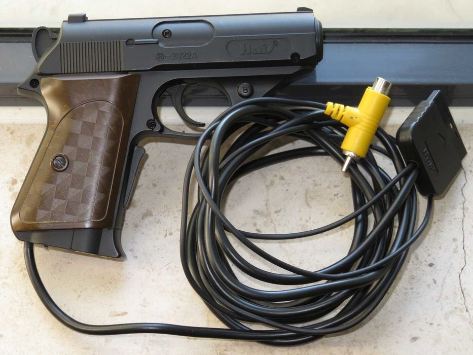 Light Gun: PS1 Enforcer e Guncon | Philips CDi