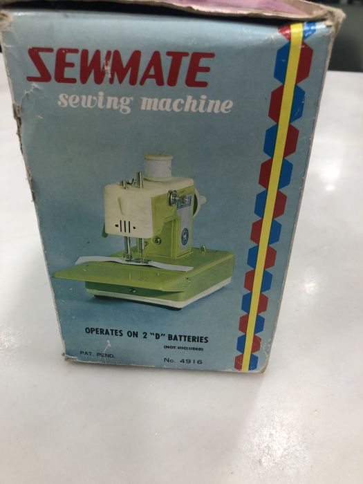 Maquina costura infantil japonesa.CK