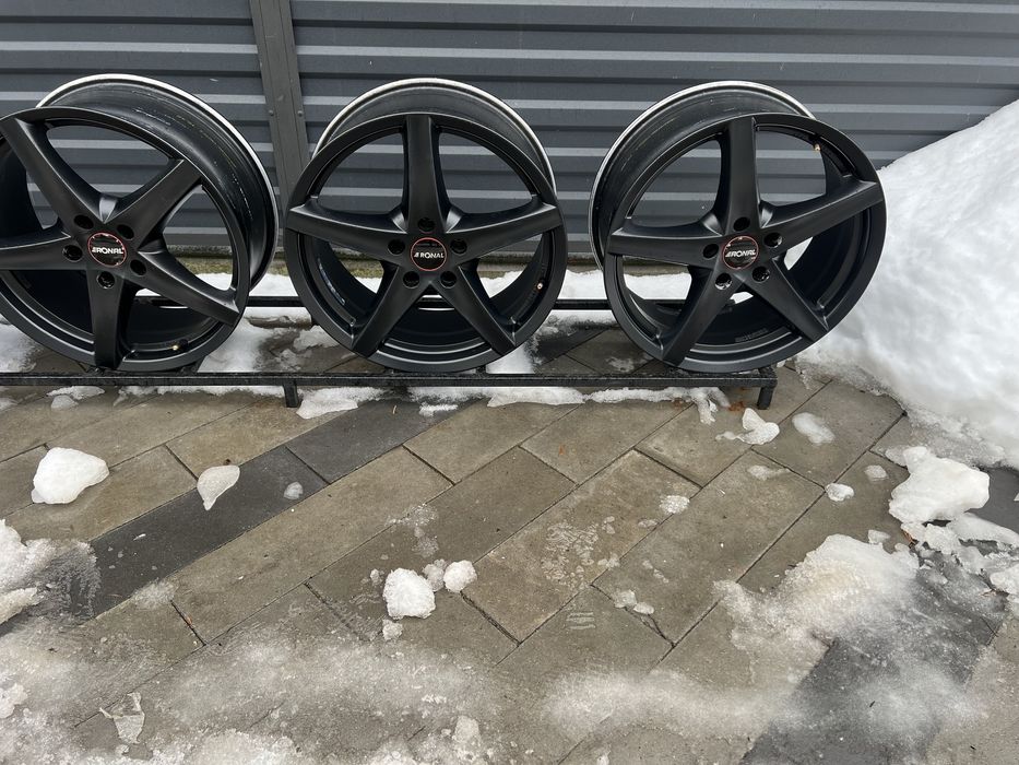 Диски 18R 5x114.3 8J ET35 DIA67.1  Renault  Kia Hyundai Honda