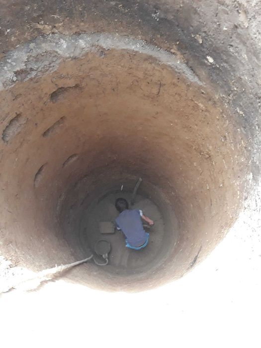 Копка чистка колодцев,копка сливных ям ,септиков.траншей