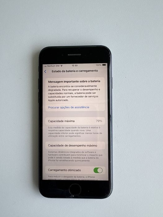 Iphone se 2a geracao com pequena marca junto touchid