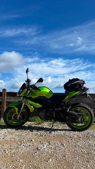 Benelli BN 125 — 2020 | 16.317 km | Akrapovič