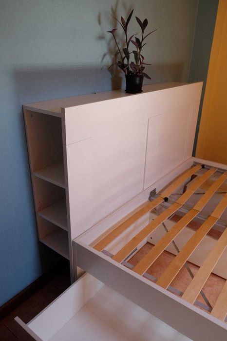 Cama "BRIMNES" Ikea c/arrumação e cabeceira (140x200cm)